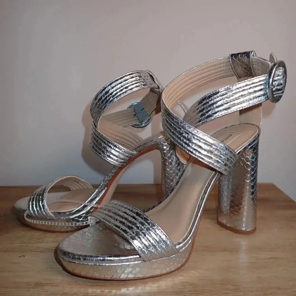 BRAND NEW Antonio Melani snakeskin heels size 8.5 - Picture 4 of 7